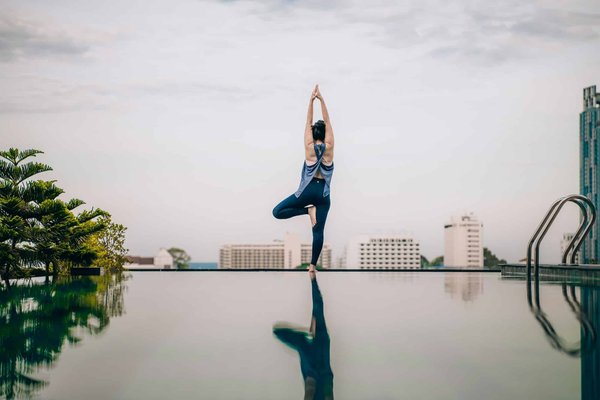 Quels sont les exercices de yoga pour améliorer la digestion et le bien-être intestinal ?